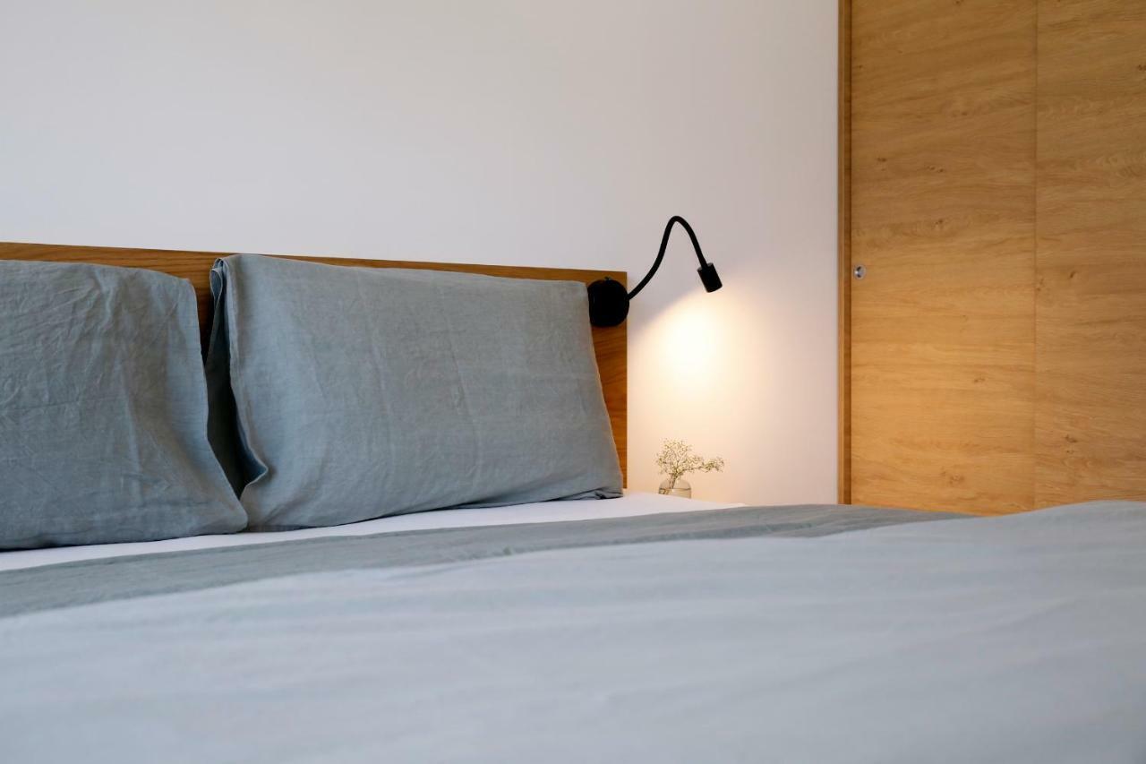 Julias Guesthouse Ora / Auer エクステリア 写真