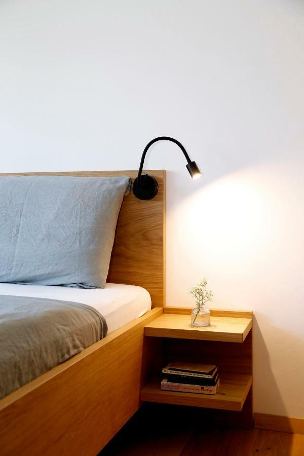 Julias Guesthouse Ora / Auer エクステリア 写真